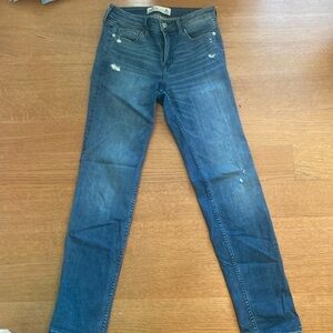 Abercrombie straight mid rise jeans size 4s